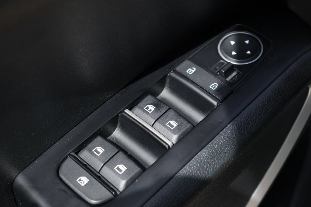 Used 2024 Kia Soul LX w/ Option Group 015 FWD image 14