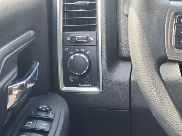 Used 2022 RAM 1500 Classic Warlock w/ Electronics Group AWD/4WD image 12