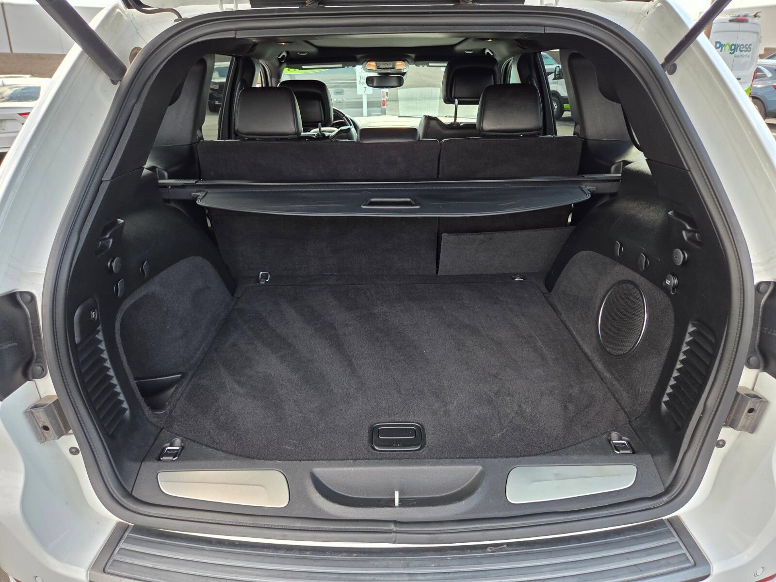 Used 2018 Jeep Grand Cherokee High Altitude AWD/4WD image 14
