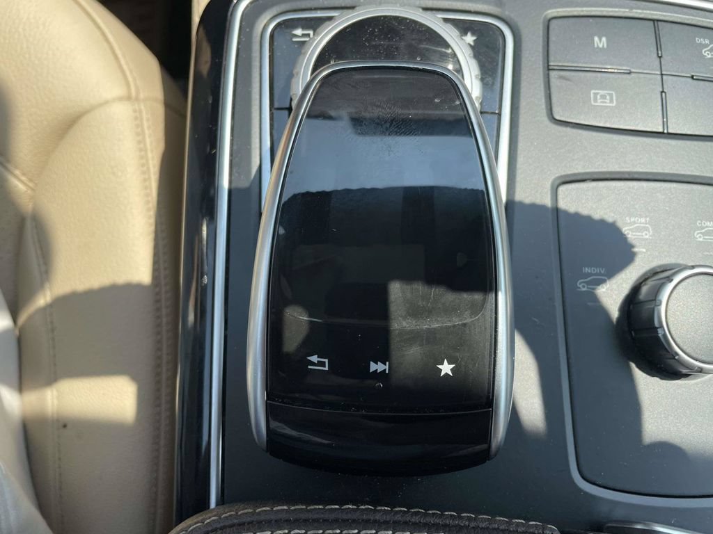 Used 2018 Mercedes-Benz GLE 350 4MATIC image 24