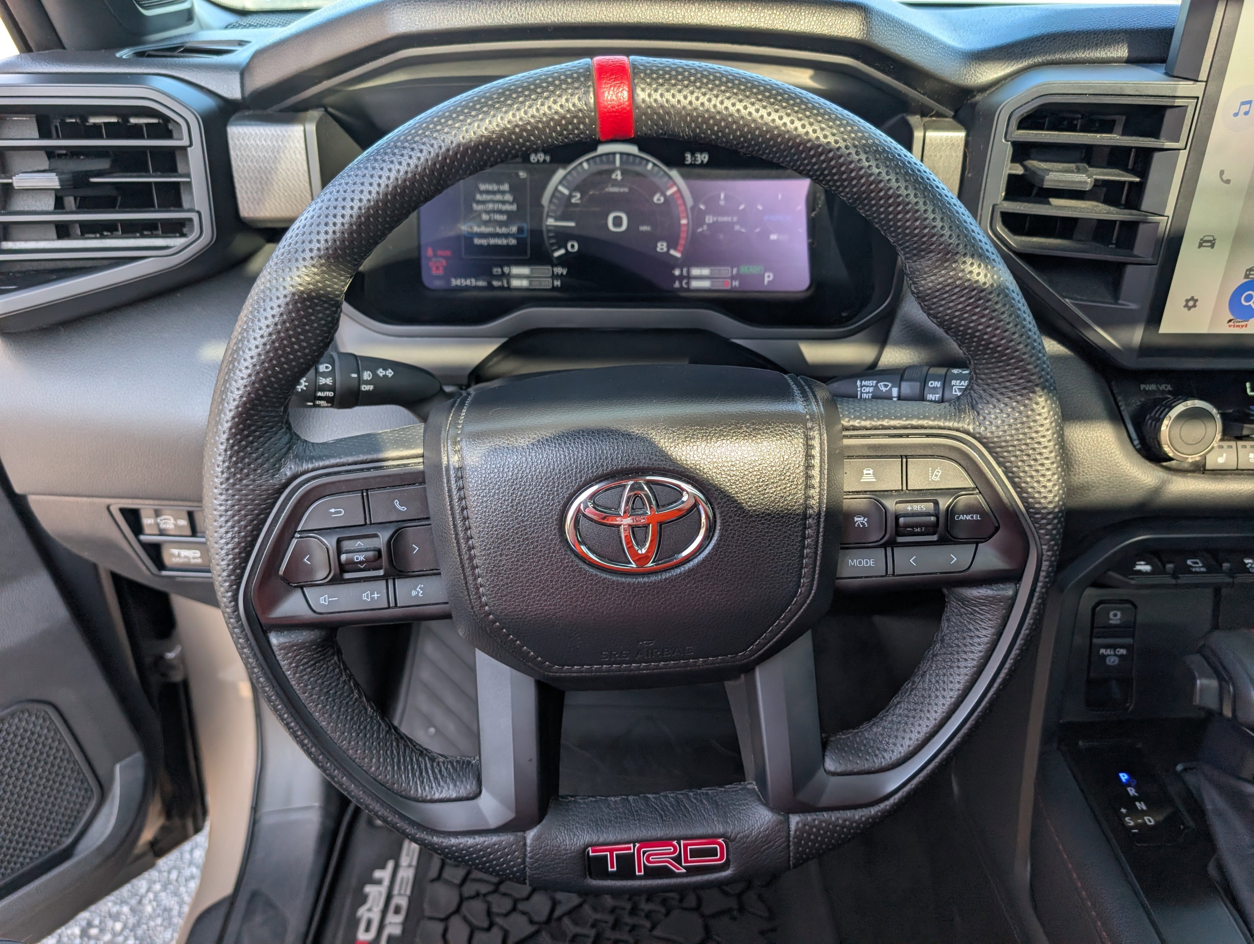 Used 2025 Toyota Sequoia TRD Pro AWD/4WD image 22