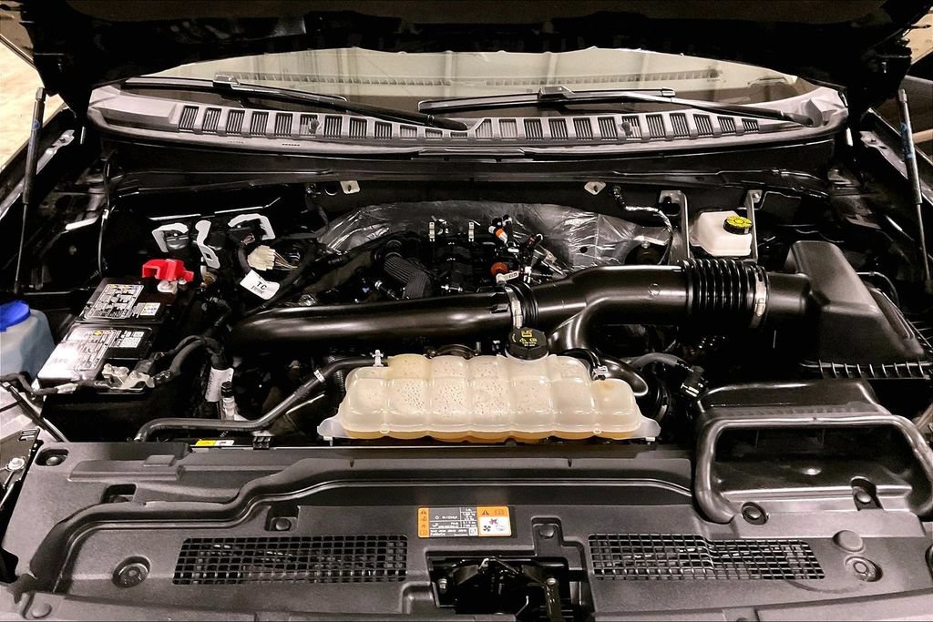 Certified 2025 Ford Expedition Max Active AWD/4WD image 10