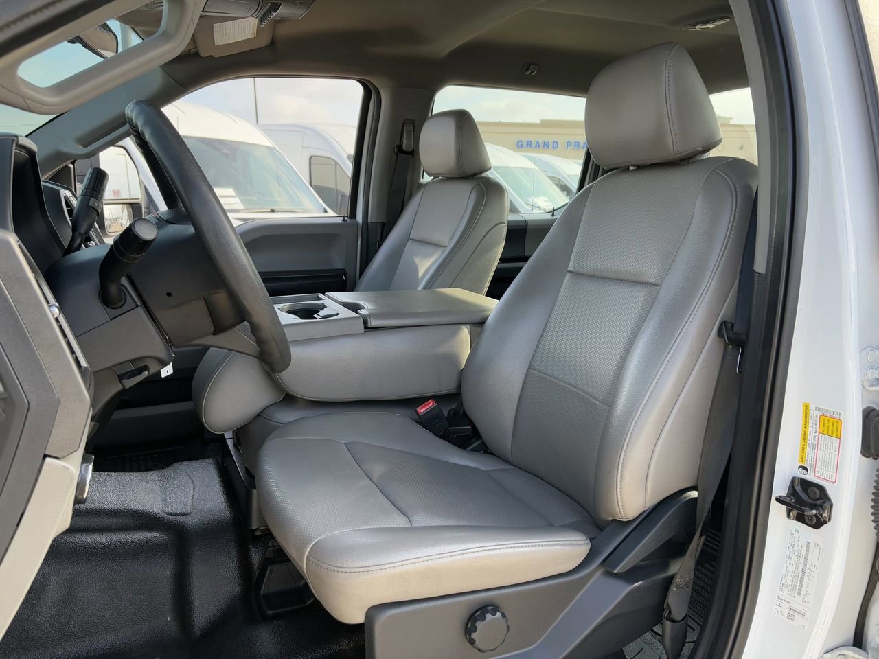 Certified 2022 Ford F350 XL w/ Power Equipment Group image 27