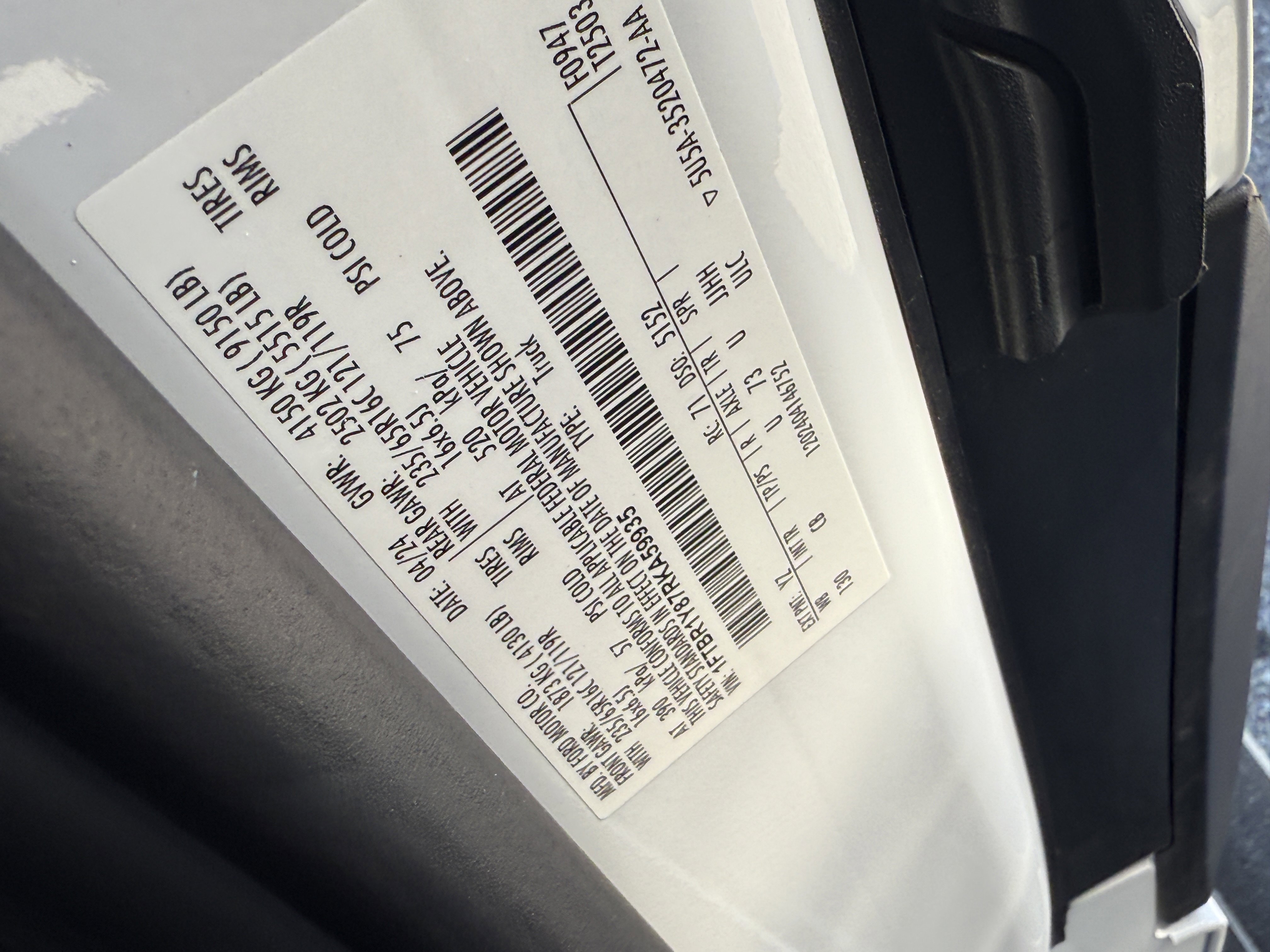 Certified 2024 Ford Transit 250 w/ Exterior Upgrade Package image 28