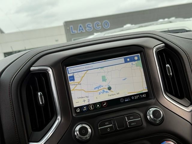 Used 2020 GMC Sierra 1500 AT4 w/ AT4 Premium Package image 4