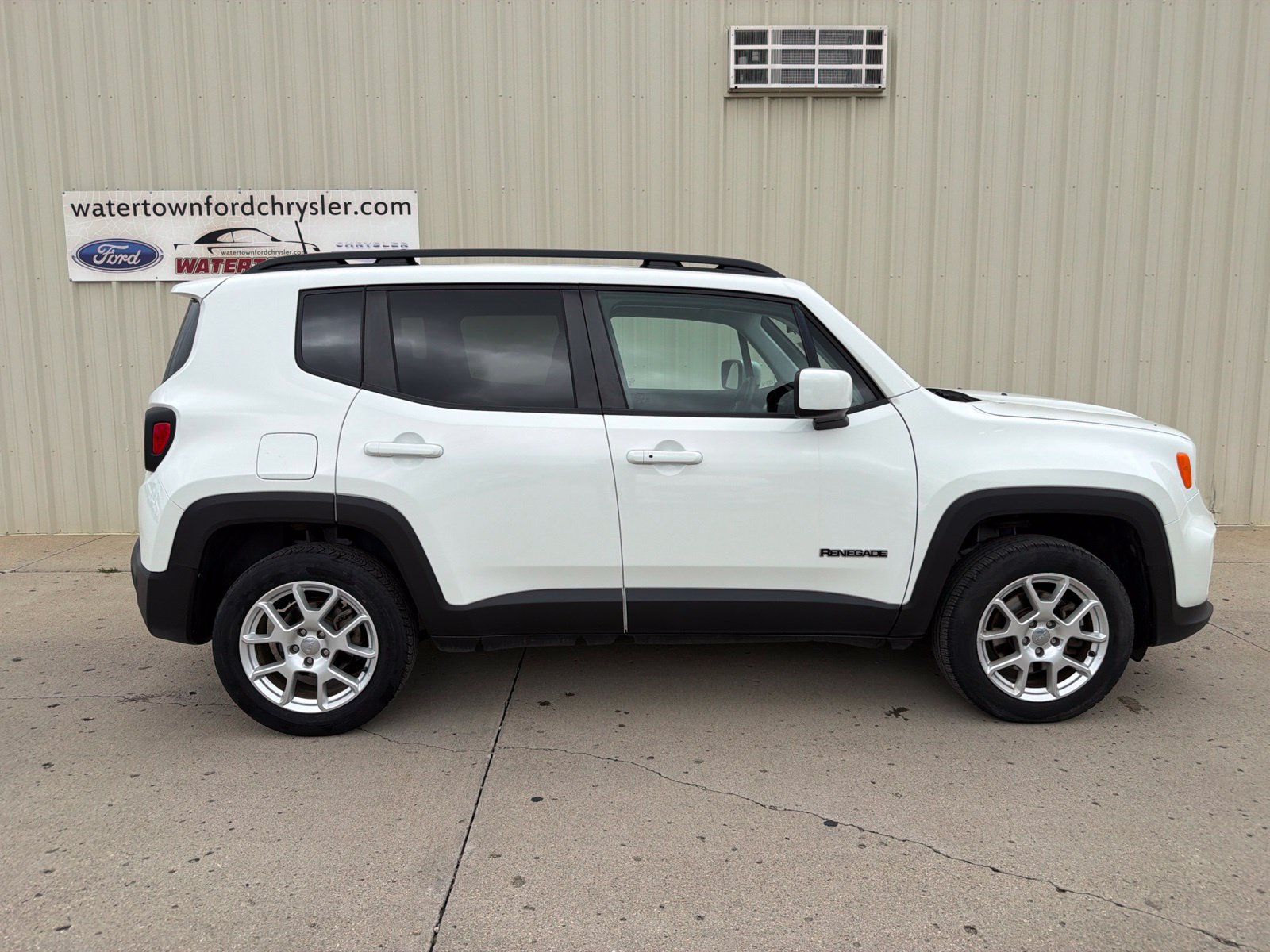 Used 2021 Jeep Renegade Latitude