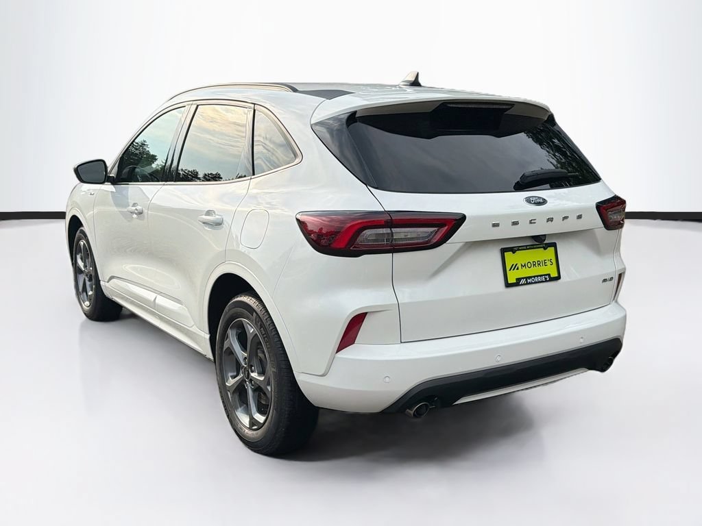 Certified 2023 Ford Escape ST-Line w/ Tech Pack #1 AWD/4WD image 7