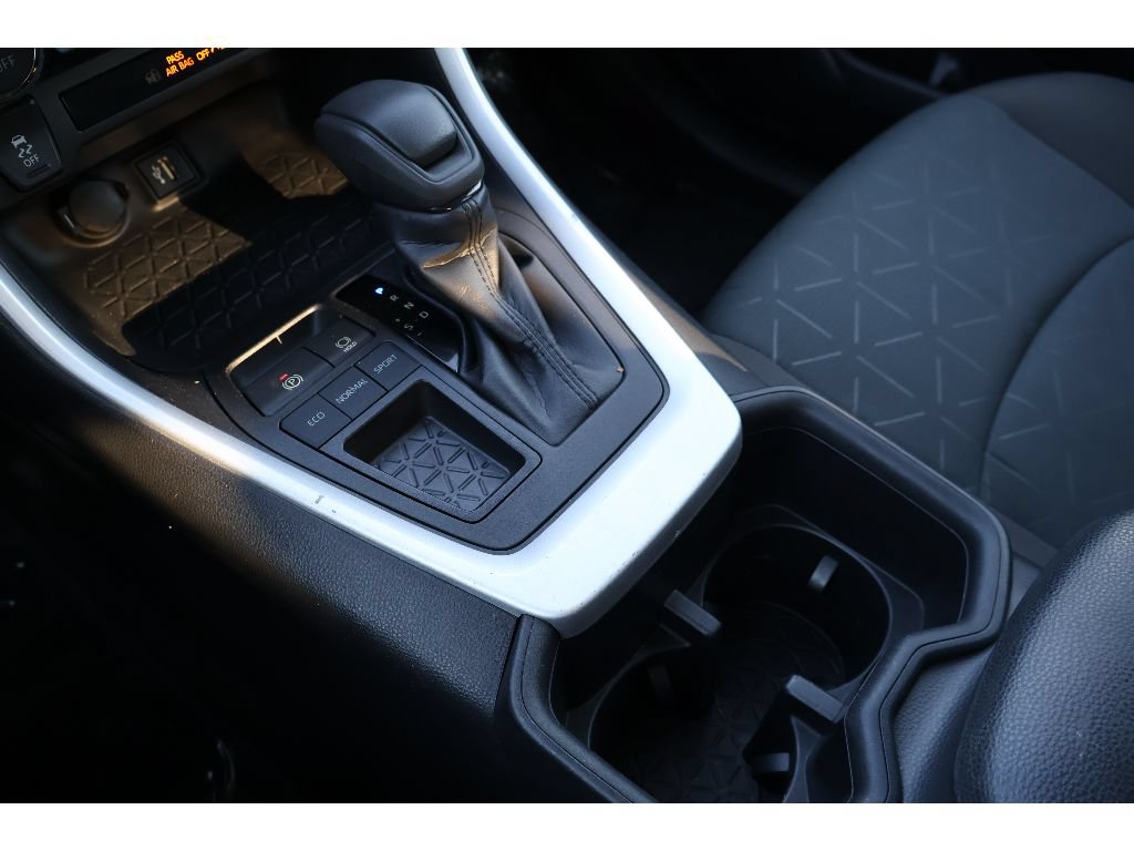 Used 2023 Toyota RAV4 XLE w/ Convenience Package FWD image 28