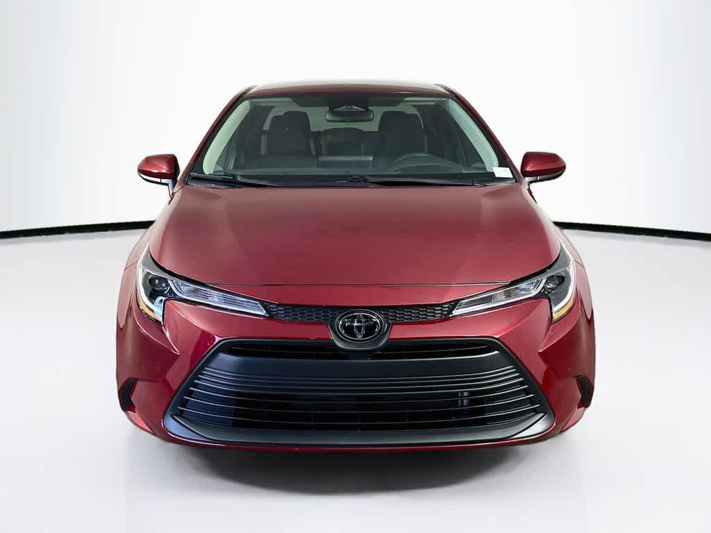 Used 2026 Toyota Corolla LE FWD image 6