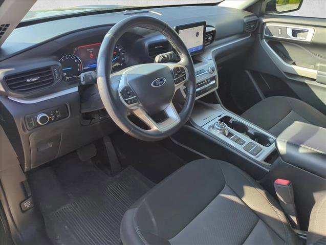 Certified 2023 Ford Explorer XLT RWD image 8