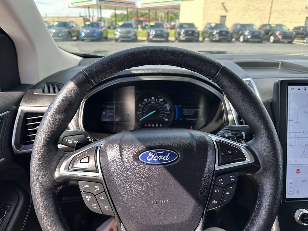 Certified 2024 Ford Edge Titanium w/ Equipment Group 301A AWD/4WD image 19