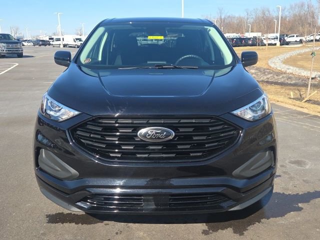 Certified 2024 Ford Edge SE w/ Black Appearance Package image 7