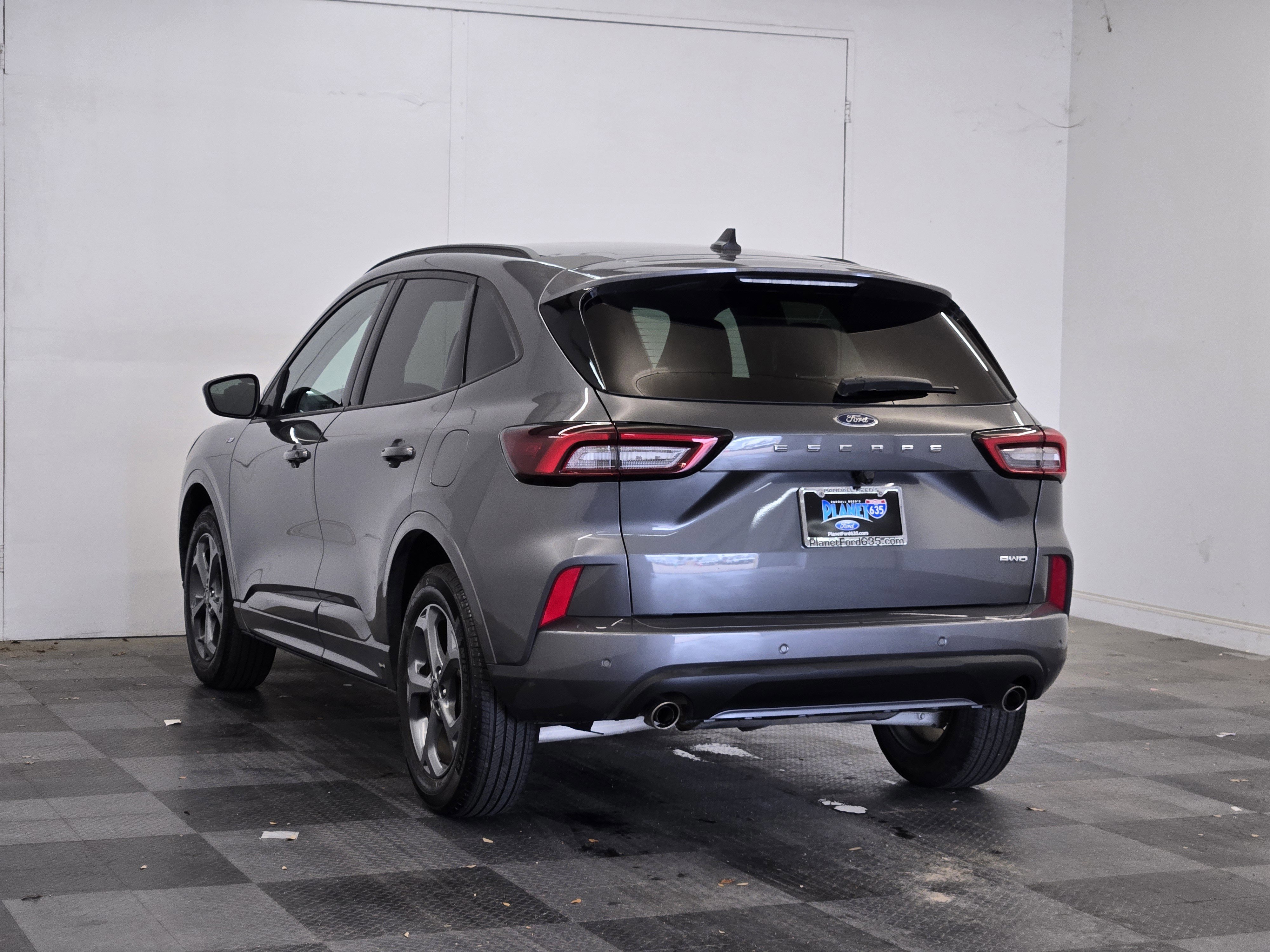 Certified 2023 Ford Escape ST-Line Select w/ Tech Pack #1 AWD/4WD video 2