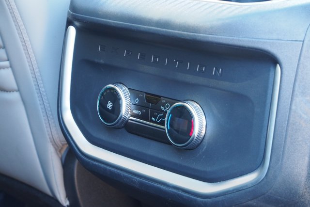 Certified 2025 Ford Expedition Max Active AWD/4WD image 15