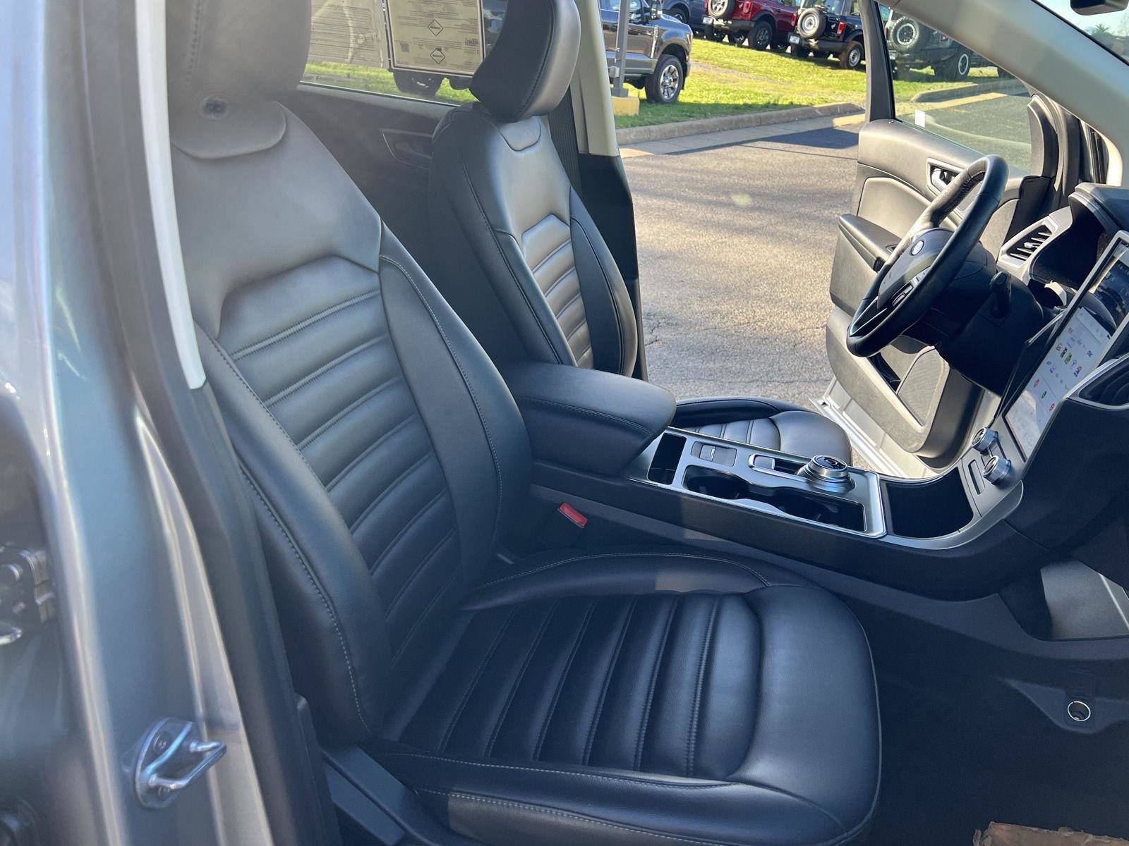 Certified 2022 Ford Edge SEL w/ Convenience Package image 15