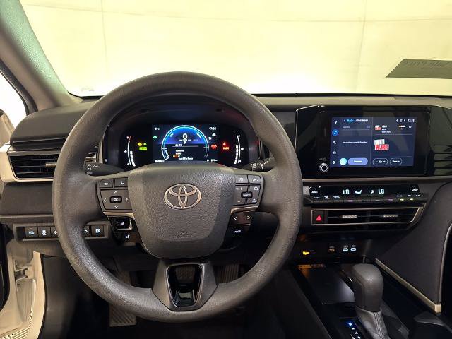 Used 2025 Toyota Camry LE w/ Convenience Package FWD image 8