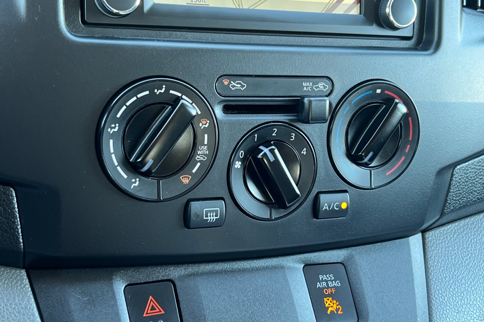 Used 2018 Nissan NV200 SV w/ Navigation Package FWD image 21