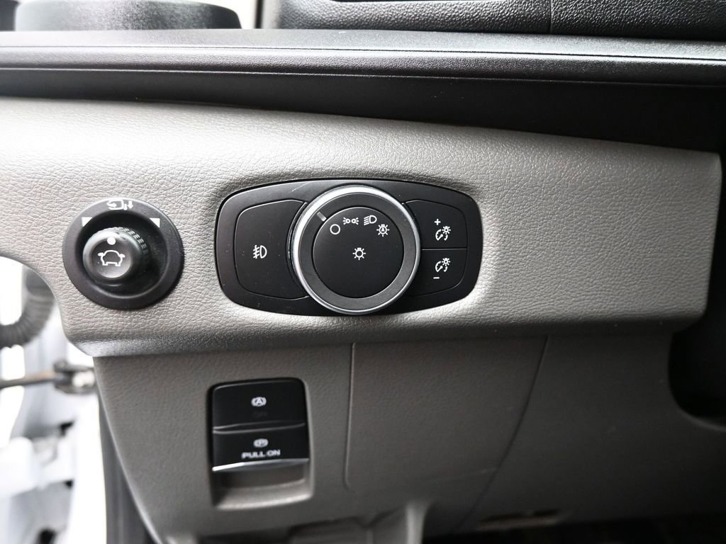 Certified 2022 Ford Transit 350 XLT RWD image 11