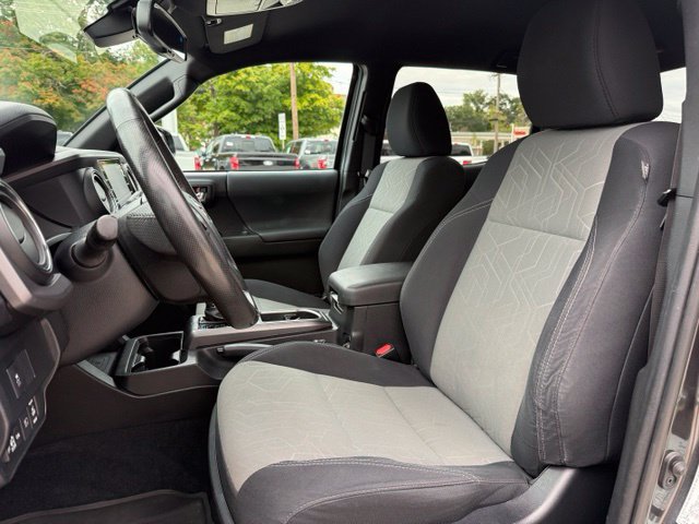 Used 2020 Toyota Tacoma 4x4 Double Cab image 22
