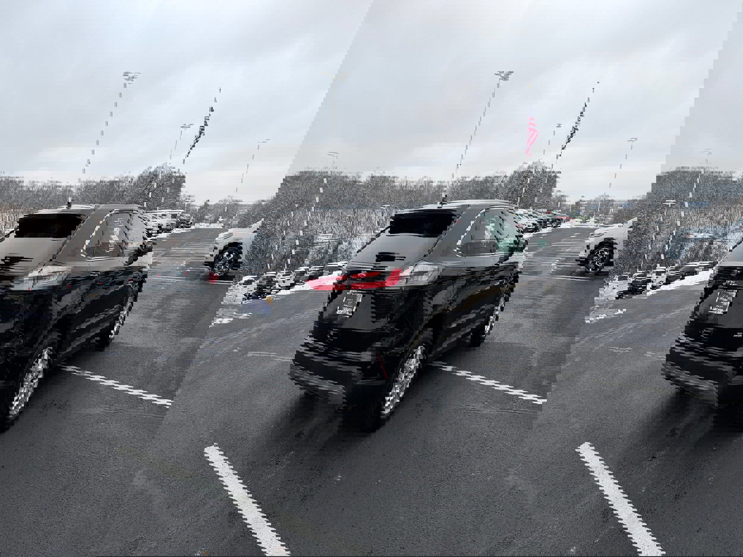 Certified 2024 Ford Edge SEL w/ Convenience Package image 3