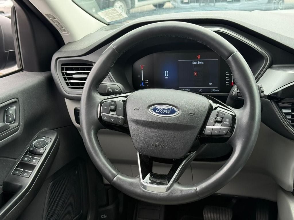 Certified 2023 Ford Escape Active AWD/4WD image 11