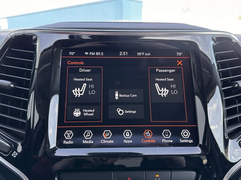 Used 2022 Jeep Cherokee Limited w/ Mopar Interior Package image 34