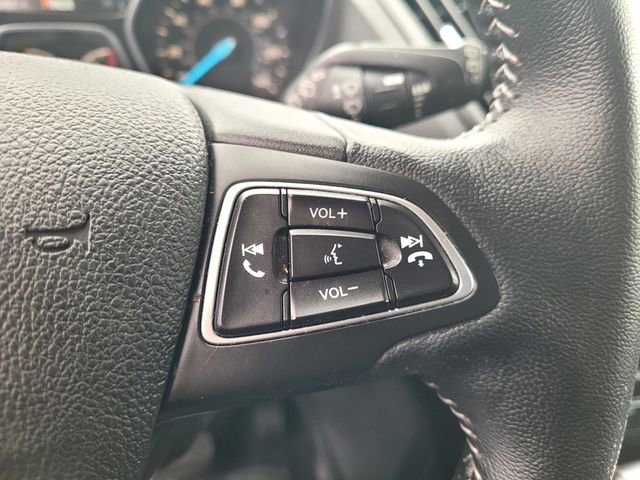 Certified 2019 Ford Escape SE FWD image 19