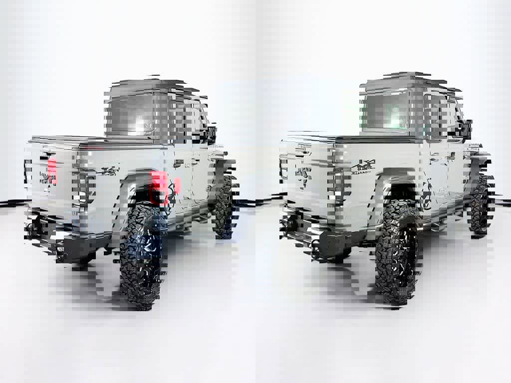 Used 2022 Jeep Gladiator Sport image 5