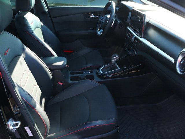 Used 2023 Kia Forte GT image 7