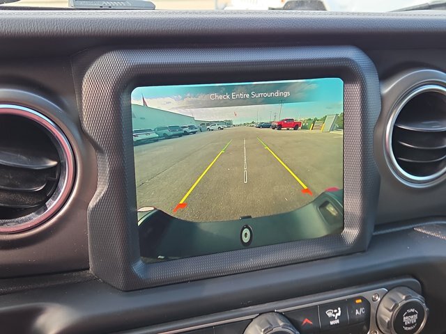 Used 2022 Jeep Gladiator Rubicon w/ LED Lighting Group AWD/4WD image 25
