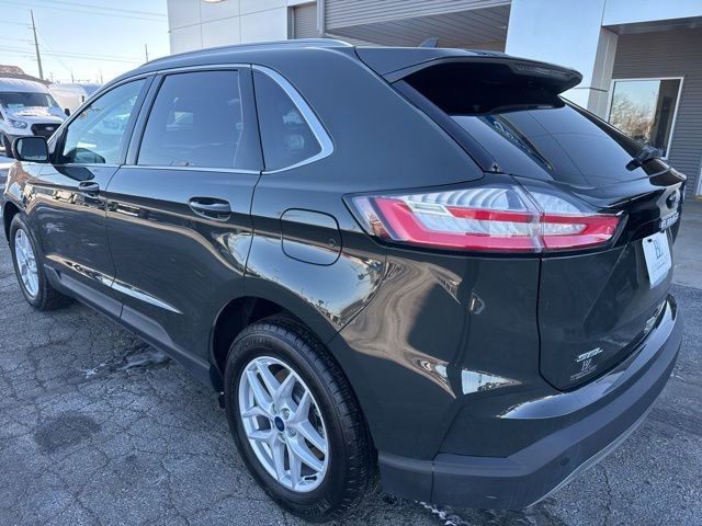 Certified 2022 Ford Edge SEL w/ Convenience Package image 3