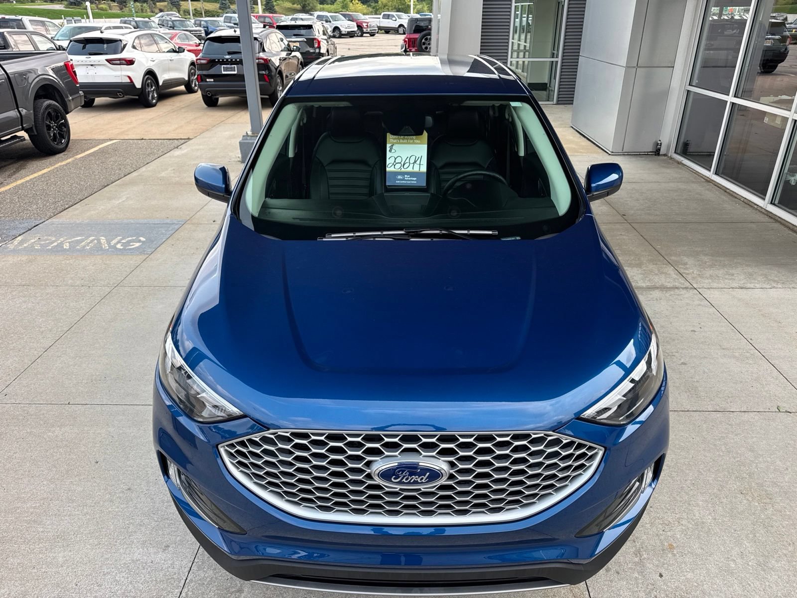 Certified 2024 Ford Edge SEL w/ Convenience Package AWD/4WD image 12
