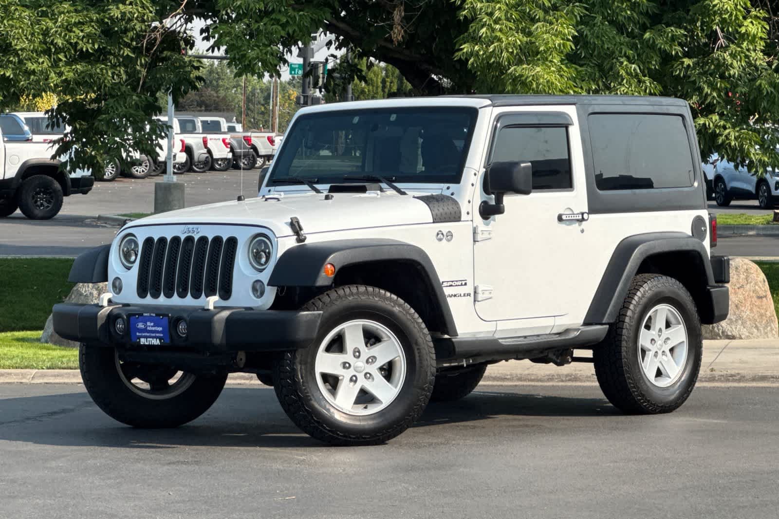 Used 2017 Jeep Wrangler Sport w/ Quick Order Package 24S AWD/4WD image 1