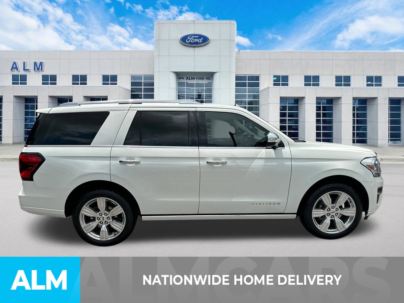Certified 2023 Ford Expedition Platinum AWD/4WD image 4