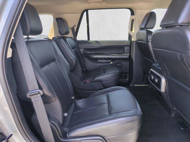 Certified 2024 Ford Expedition XLT RWD image 21
