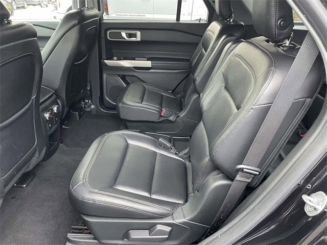 Certified 2020 Ford Explorer XLT w/ Equipment Group 202A image 27