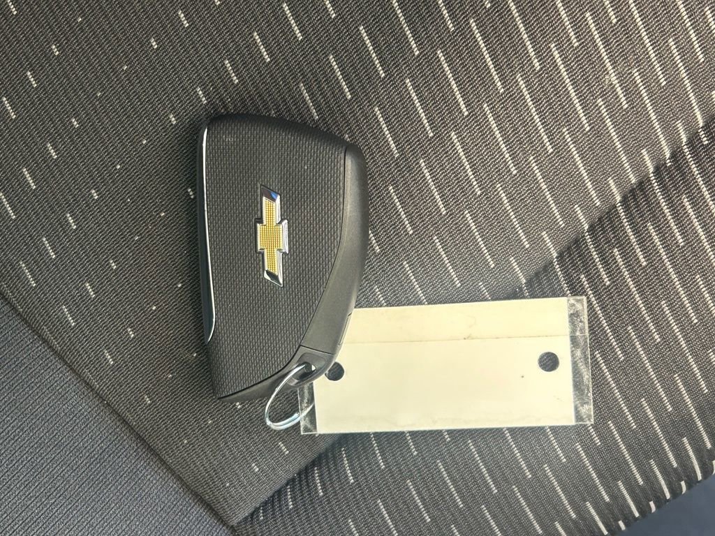 Used 2025 Chevrolet Equinox LT image 43