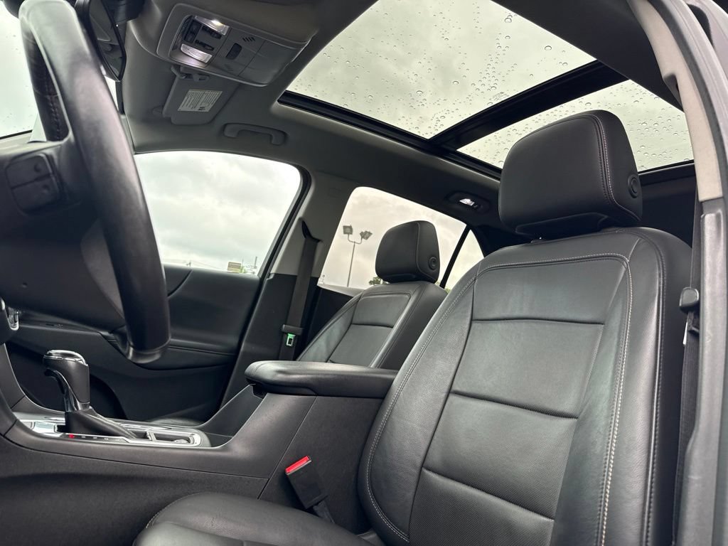 Used 2018 Chevrolet Equinox Premier AWD/4WD image 18