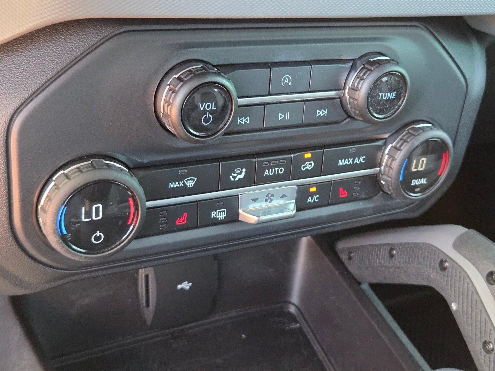 Certified 2024 Ford Bronco Big Bend AWD/4WD image 22