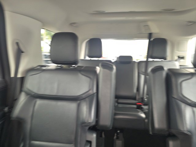 Certified 2025 Ford Expedition Platinum AWD/4WD image 15