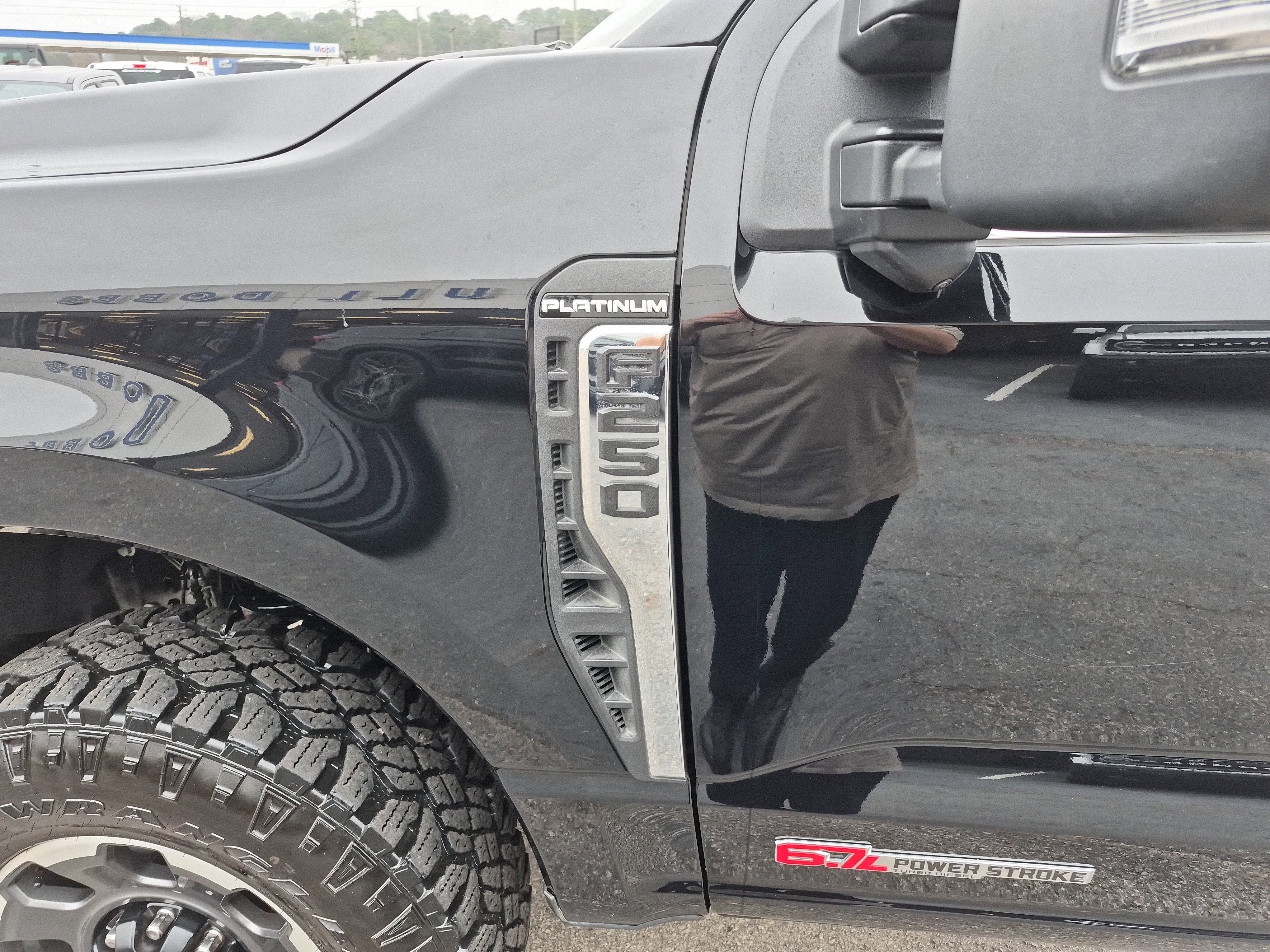 Certified 2024 Ford F250 Platinum w/ Tremor Off-Road Package image 13