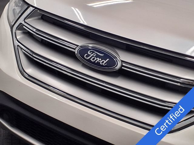 Certified 2018 Ford Edge SEL w/ Canadian Touring Package AWD/4WD image 31