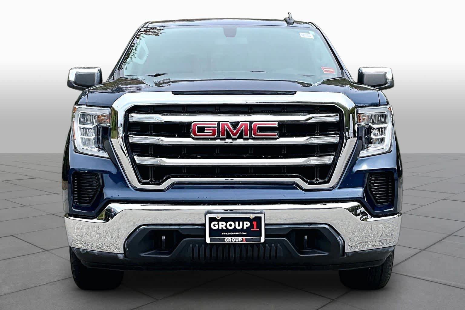 Used 2021 GMC Sierra 1500 SLE w/ X31 Off-Road Package AWD/4WD image 4