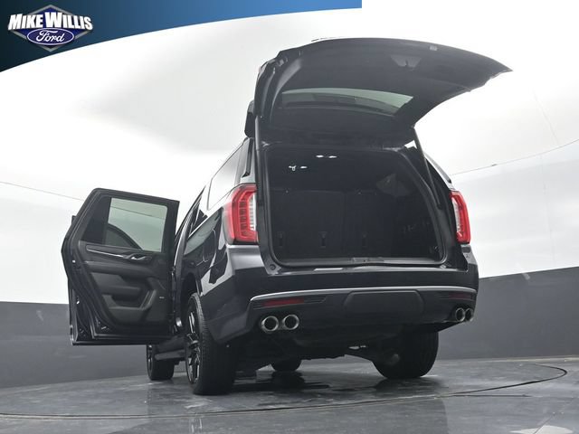 Used 2023 GMC Yukon Denali RWD image 30