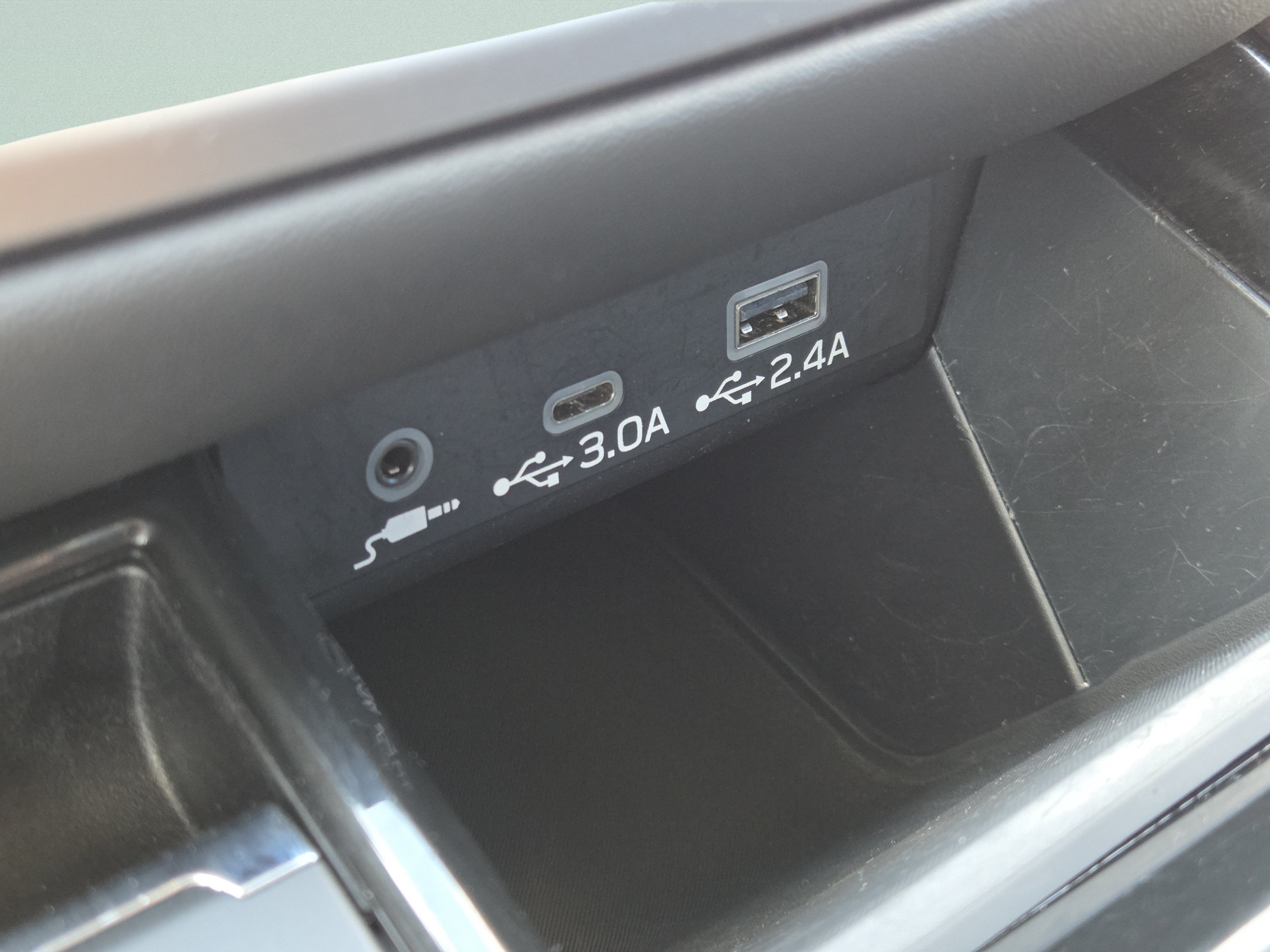 Used 2024 Subaru Outback Premium AWD/4WD image 14