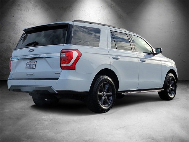 Certified 2021 Ford Expedition XLT w/ FX4 Off-Road Package image 3