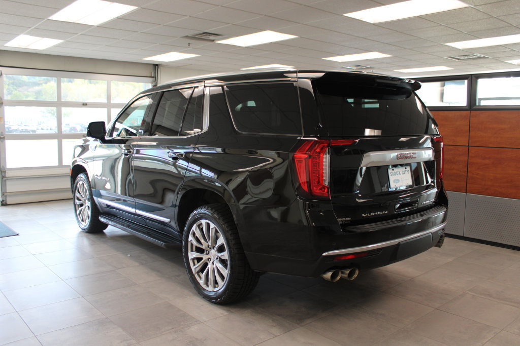 Used 2024 GMC Yukon Denali AWD/4WD image 6