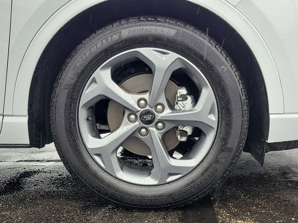 Certified 2023 Ford Escape ST-Line w/ Tech Pack #1 FWD image 9
