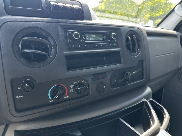 Certified 2022 Ford E-350 and Econoline 350 Super Duty w/ Power Windows & Locks Group RWD image 21