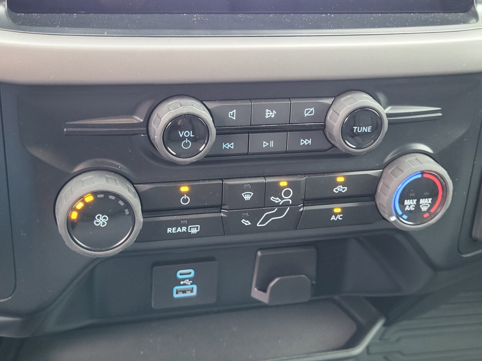 Certified 2024 Ford F150 XL w/ Equipment Group 103A High image 19